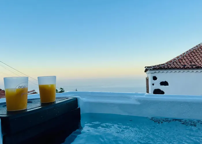 Mit Meerblick Und Jacuzzi Apartamento